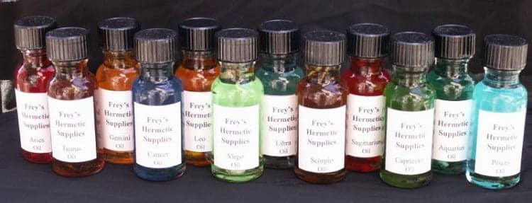 Astrological Oils: Planetary Aromas to Balance Your Birth Chart