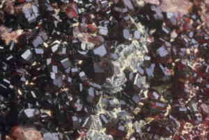 Top ten benefits of Hessonite