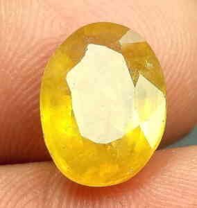 Yellow Sapphire - Peela Pukhraaj